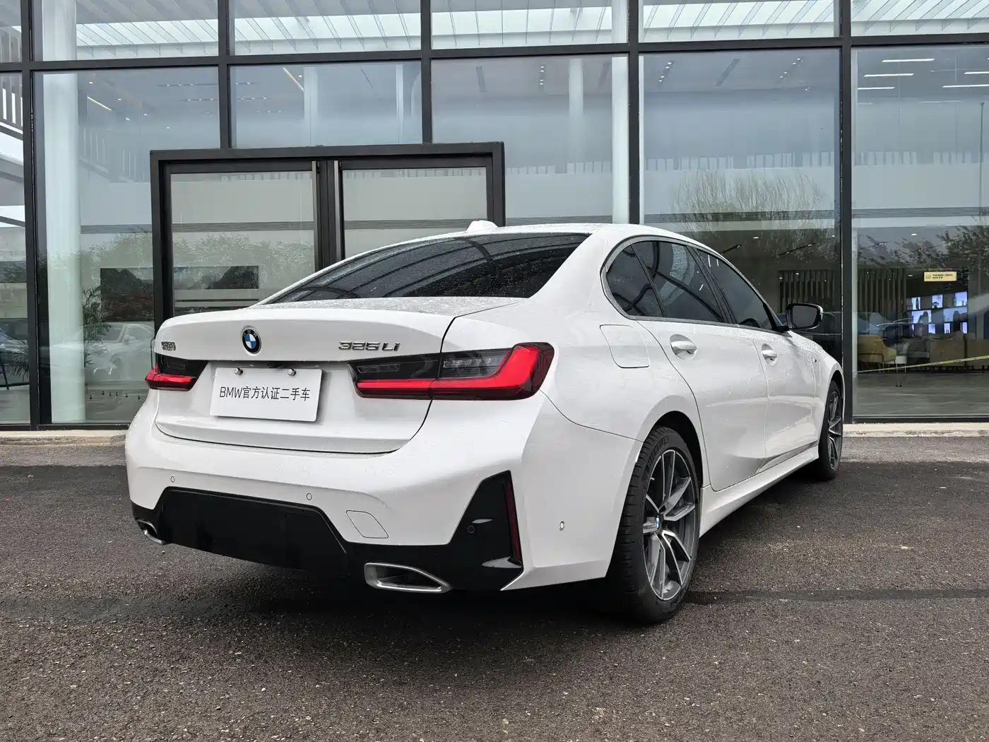 BMW 3 Series 2025 325Li M Sport Package фото 6
