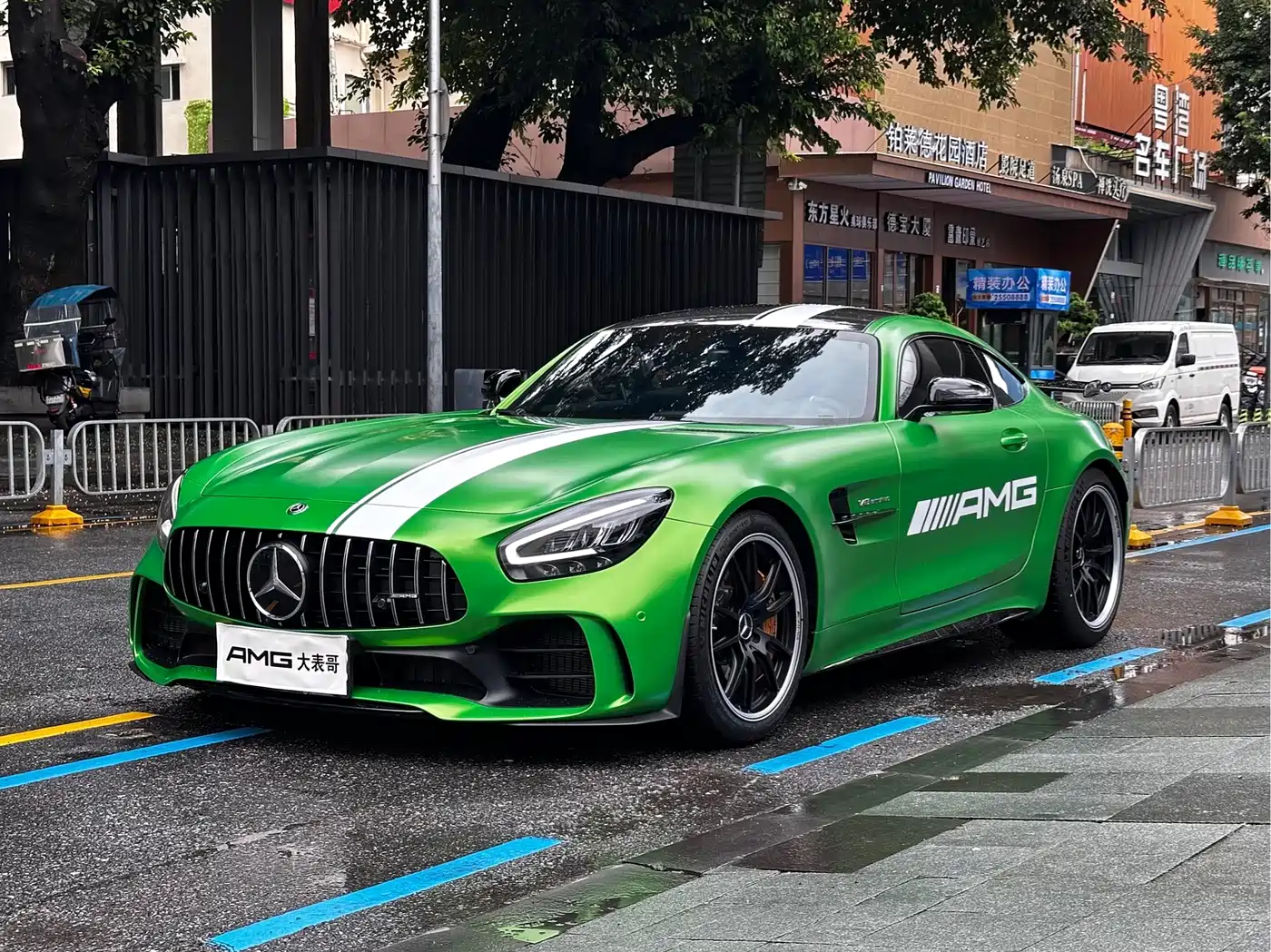 Mercedes-Benz AMG GT