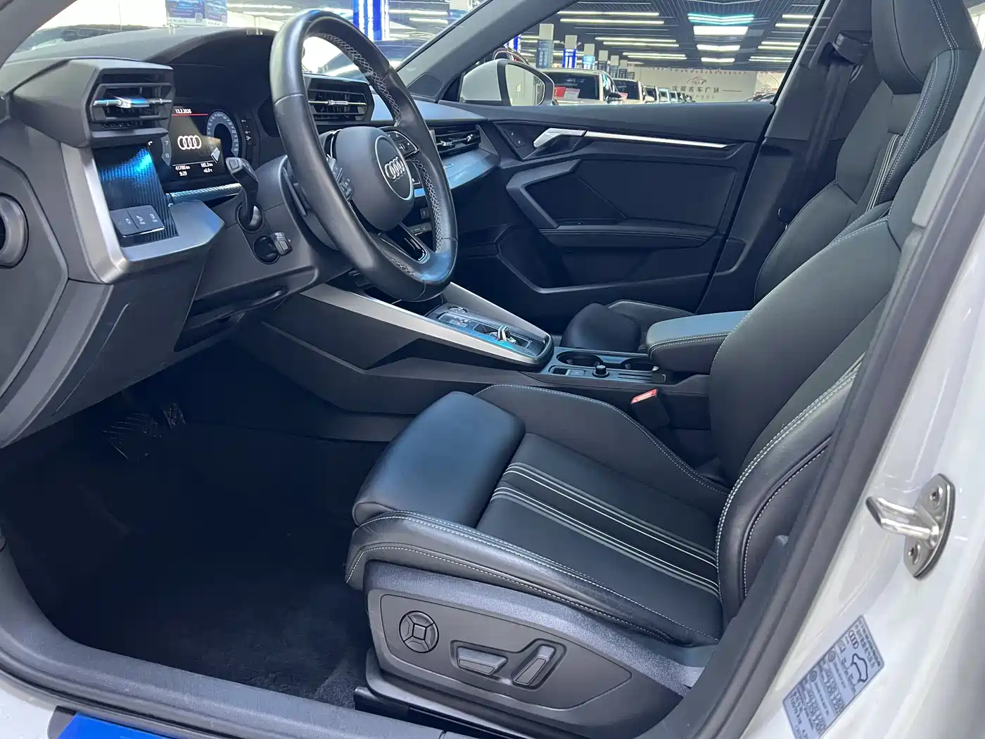 Audi A3 2023 A3L Limousine 35 TFSI Fashion Sport фото 4