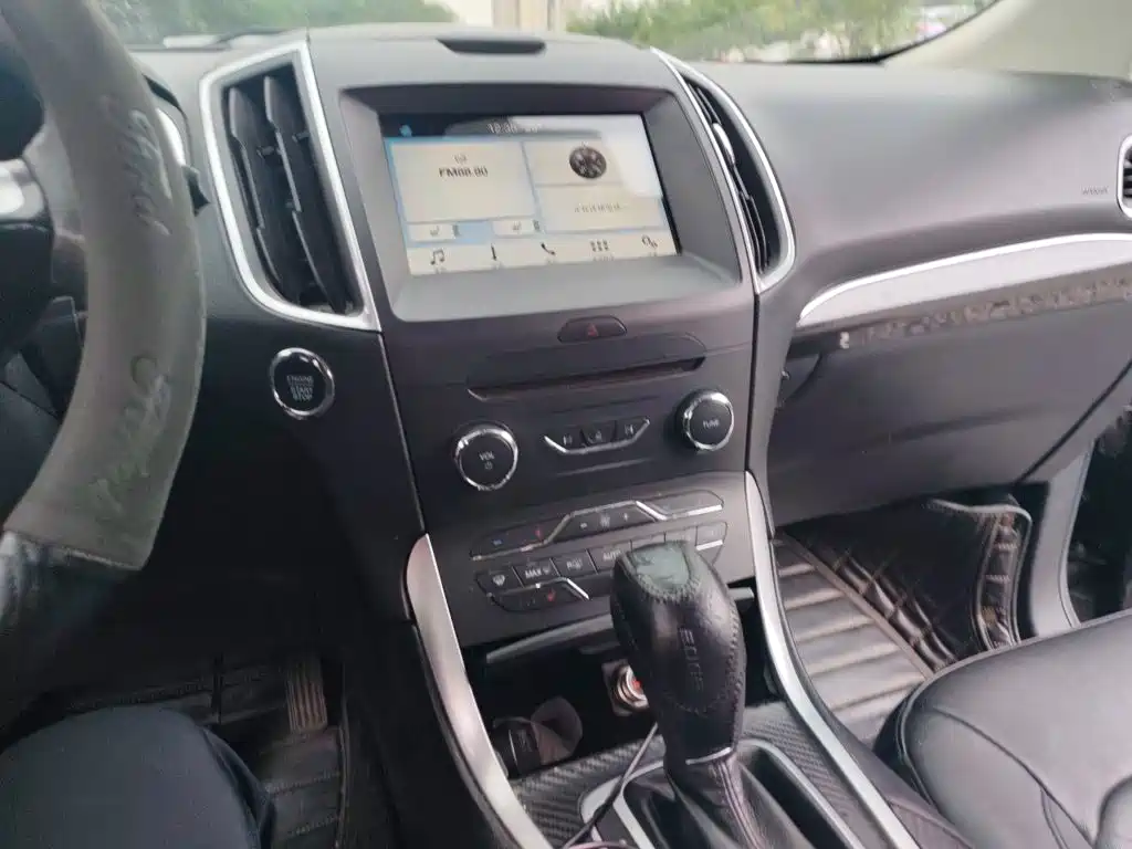 Ford Edge 2017 2016 EcoBoost 245 2WD Luxury 7-Seater