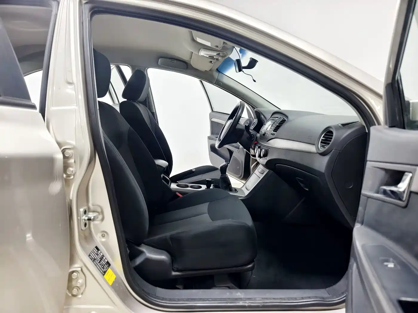 Roewe 350 2014 2013 350S 1.5L Manual Swift Edition