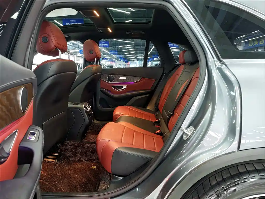 Mercedes-Benz GLC 2020 GLC 260 L 4MATIC Luxury фото 12