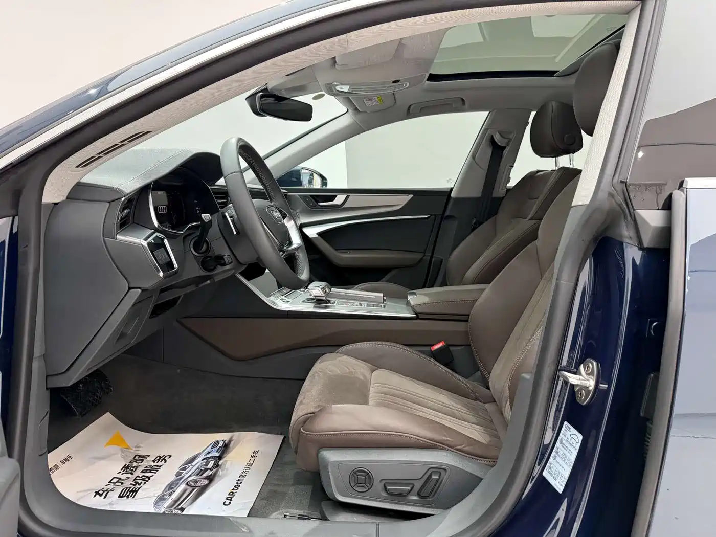 Audi A7L 2022 45 TFSI S-line Future Dream Edition фото 15