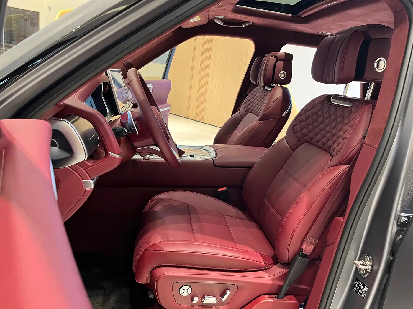 TANK TANK 700 NEW ENERGY