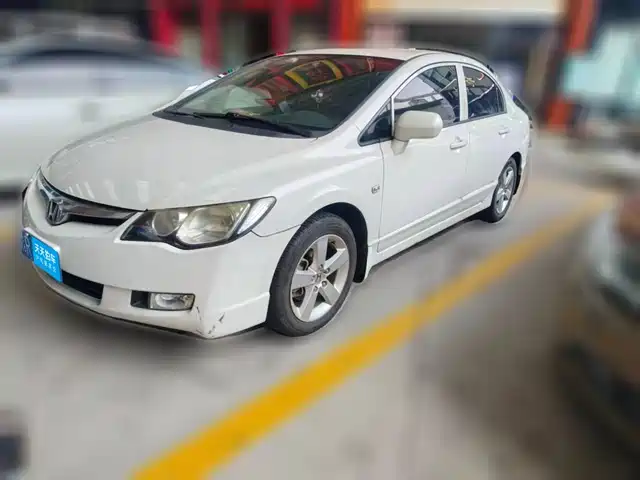  CIIMO CIIMO 2012 1.8L Automatic