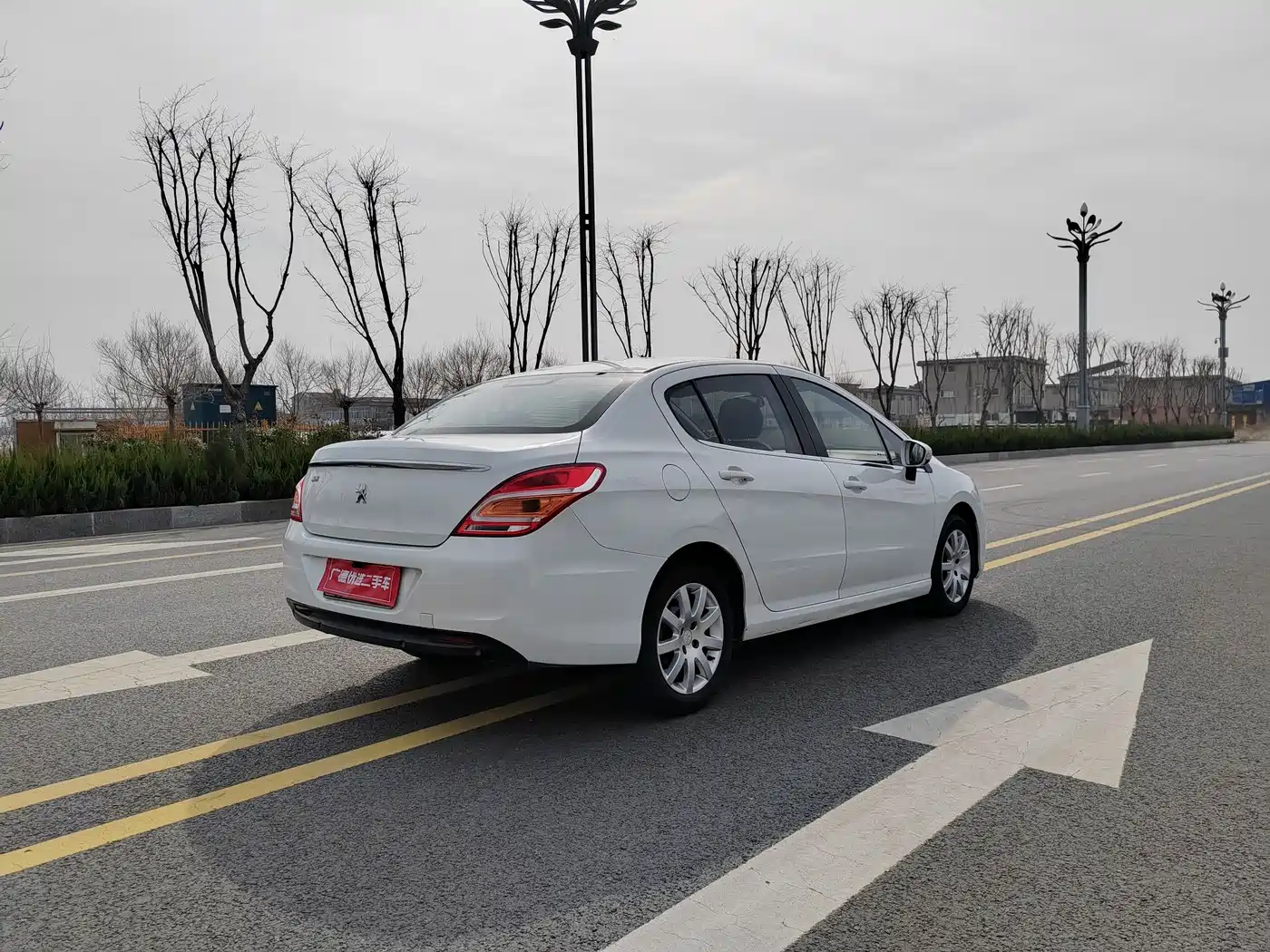Peugeot 308 2014 Model Joy Edition Classic 1.6L Manual Superior Style фото 4