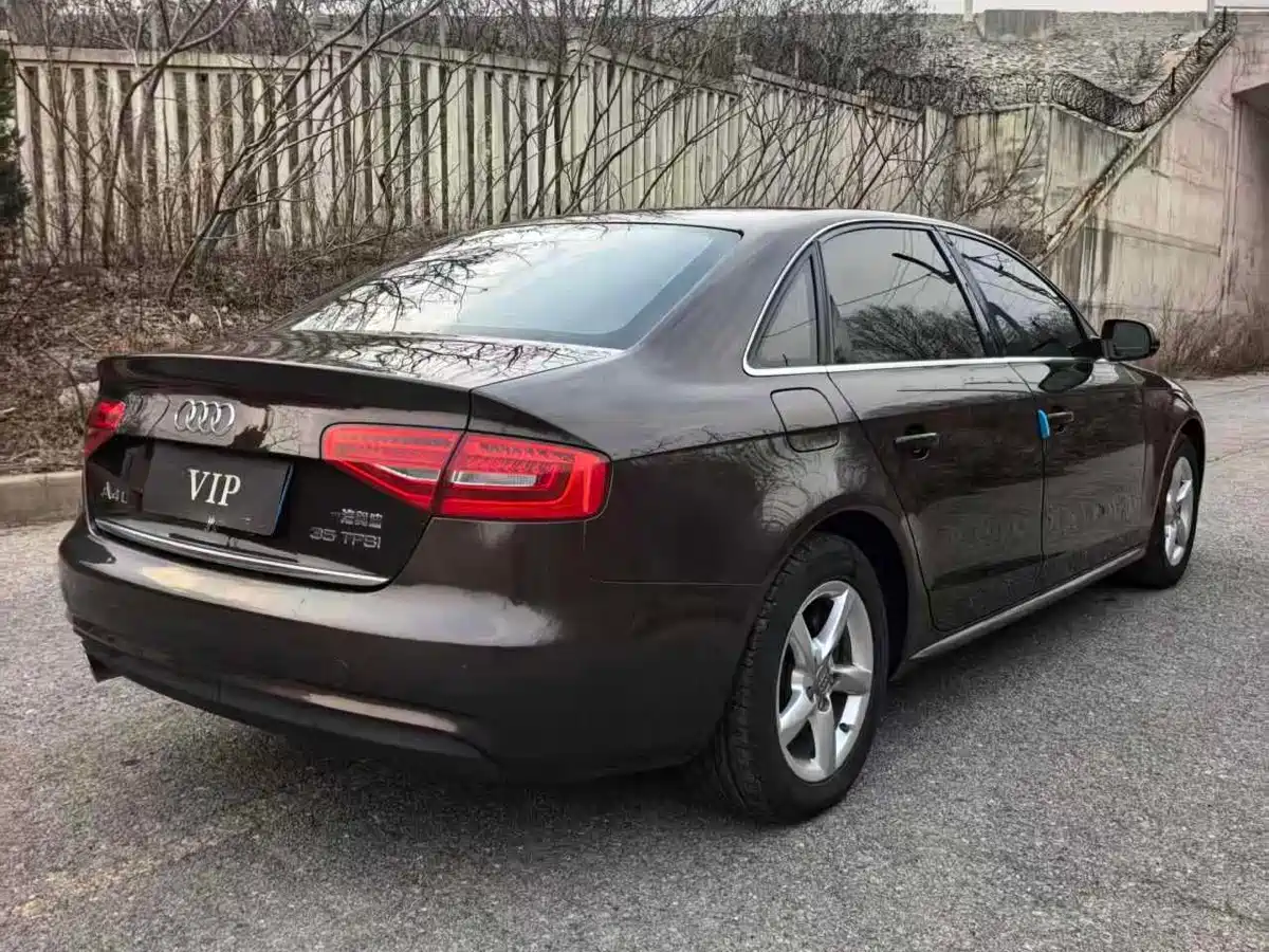 Audi A4L 2015 35 TFSI Auto Standard фото 8