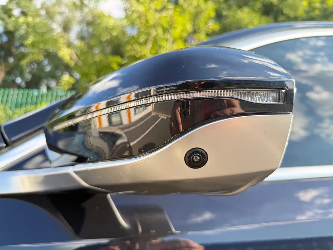 Фото 6 - BMW i5