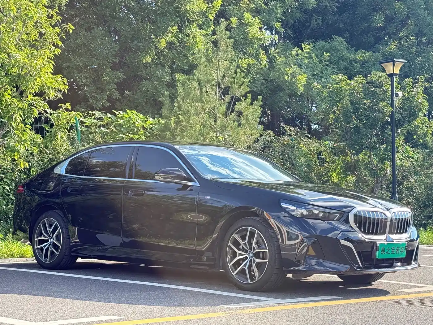 Фото 3 - BMW i5