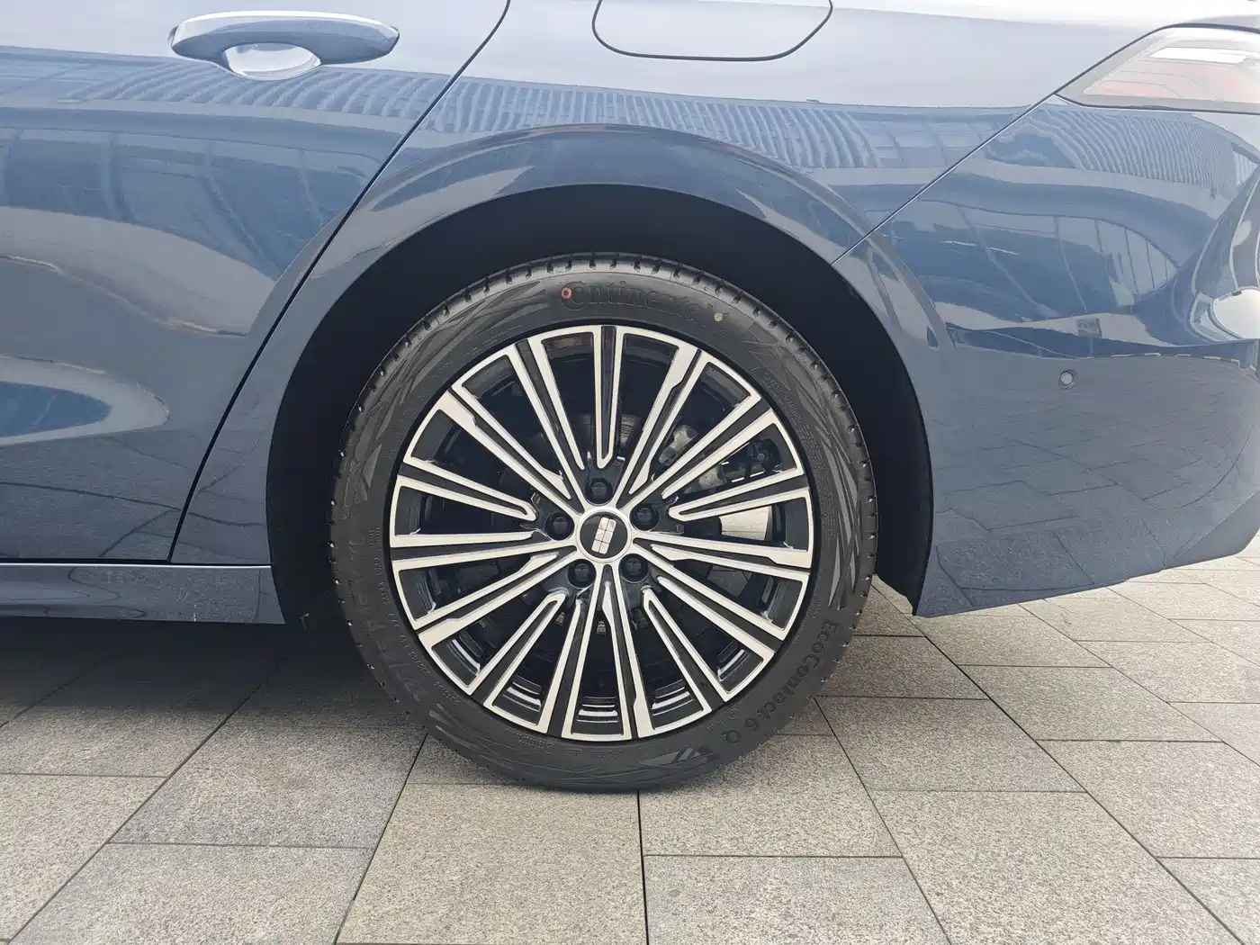 Geely Galaxy Galaxy A7 2025 EM-i фото 25