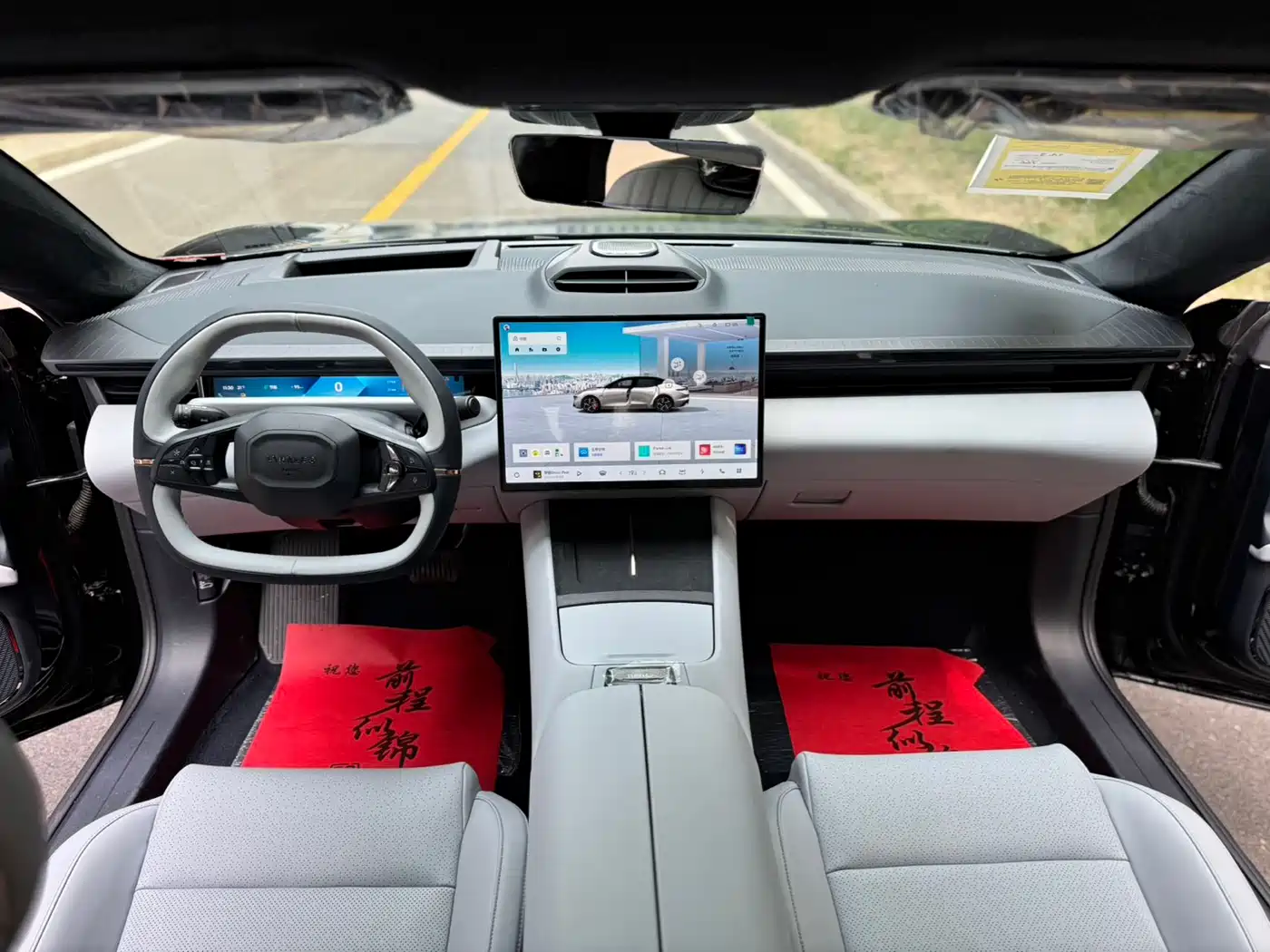 Lynk & Co Z10 2025 STARBUFF 95kWh 766km RWD фото 10