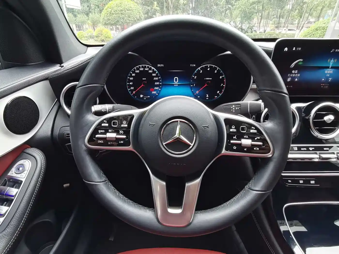 Mercedes-Benz GLC Coupe 2021 GLC 260 4MATIC Coupe SUV фото 27