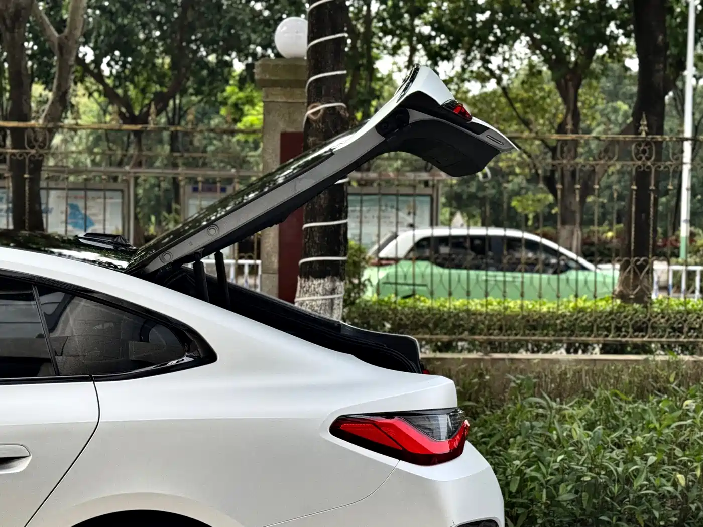 BMW 4-SERIES