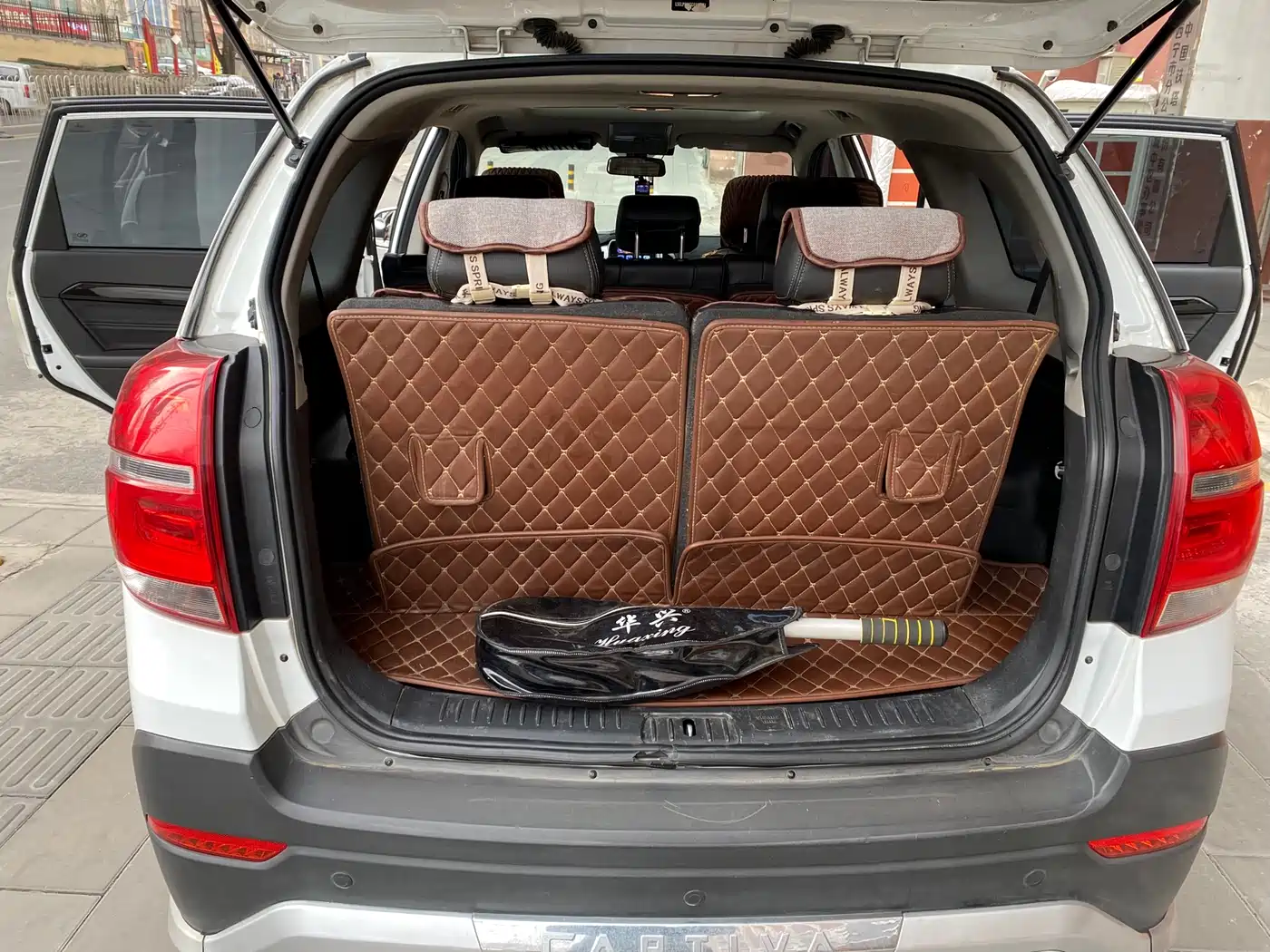 Chevrolet Captiva 2015 2.4L AWD Flagship 7-Seater фото 15