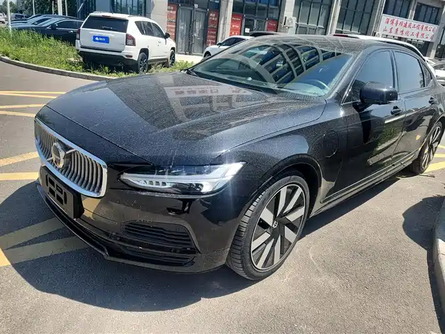 Volvo S90 Plug-in Hybrid 2024 PHEV AWD Long Range Excellence Luxury Edition