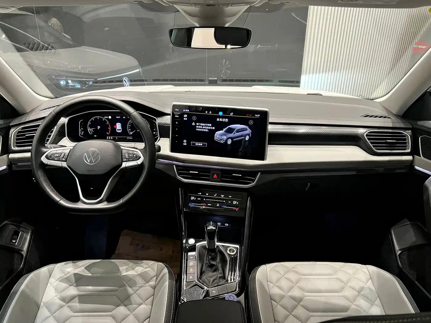 Volkswagen Tayron 2023 330TSI 2WD Luxury Plus Advanced Edition фото 7