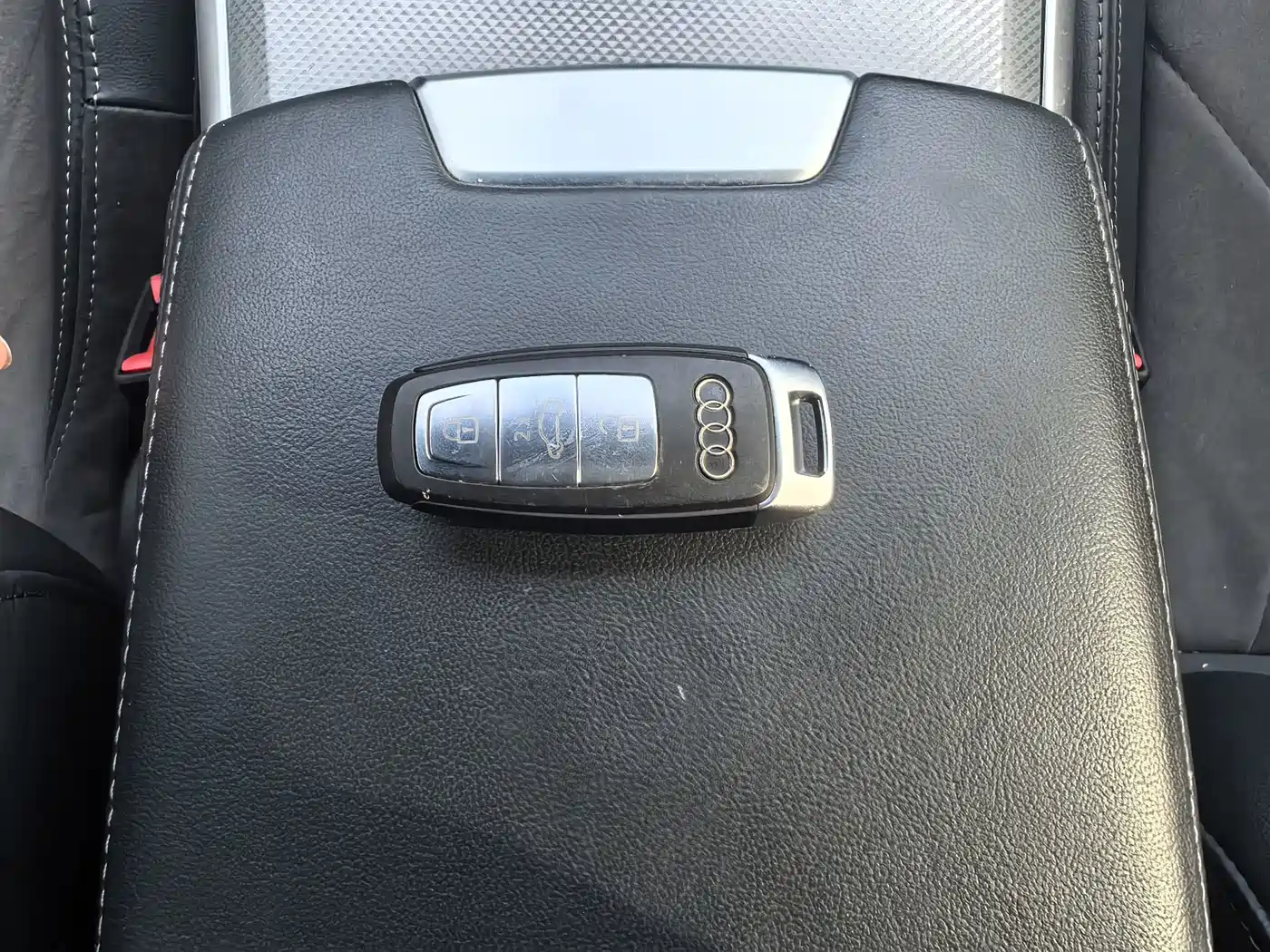 Photo 25 - Audi A6L