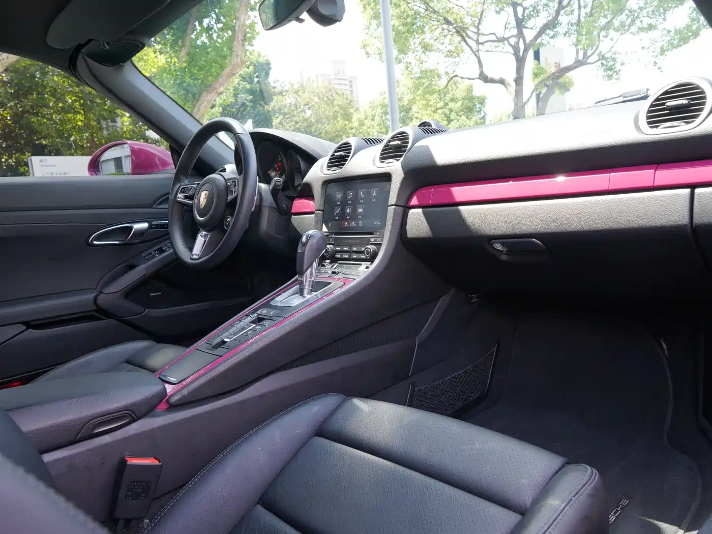 Porsche 718 2022 Spyder 2.0T фото 4