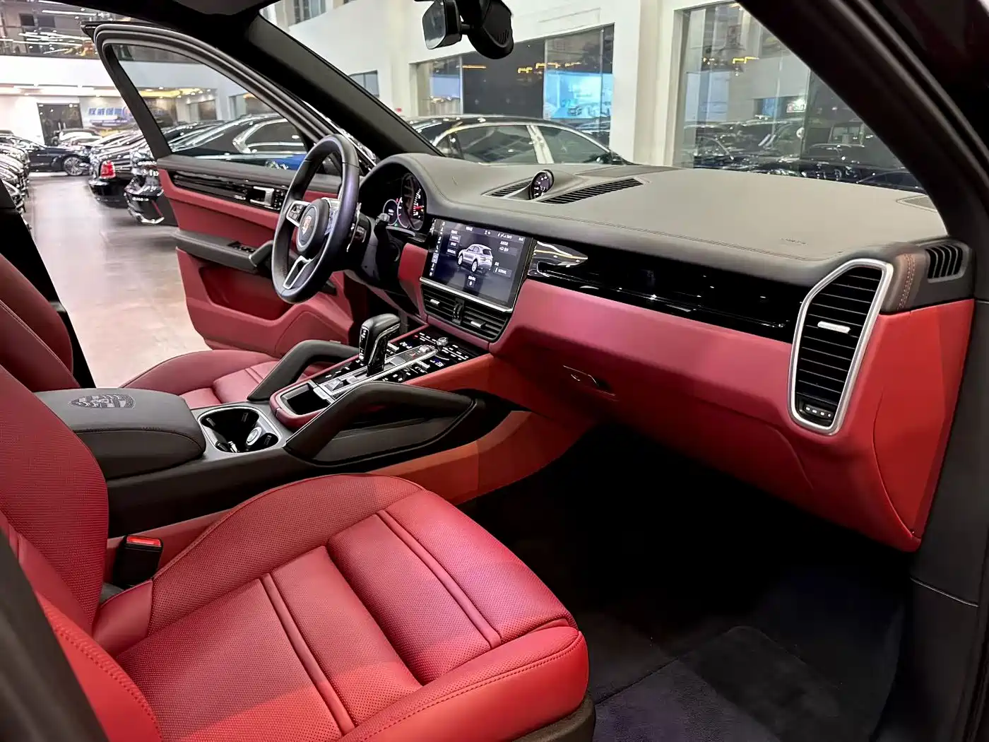 Porsche Cayenne 2019 Cayenne 3.0T фото 8