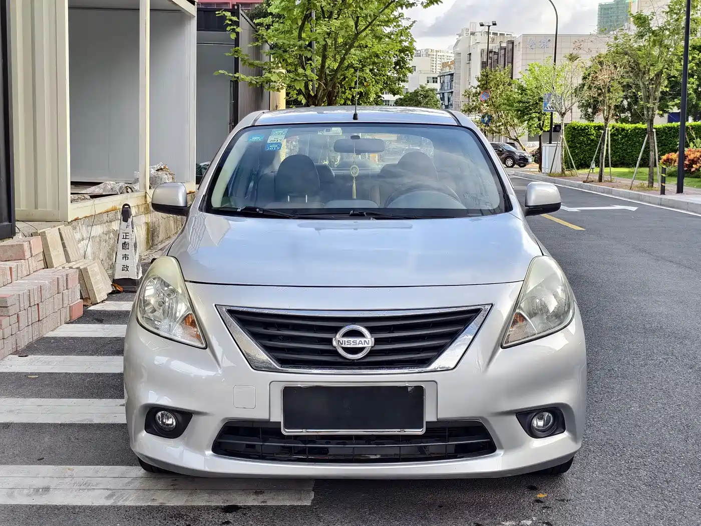 Nissan Sunny 2013 2011 1.5XE CVT Comfort Edition