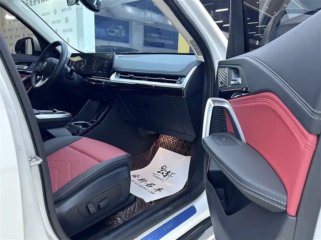 BMW X1 2023 sDrive25Li X Design Package фото 12