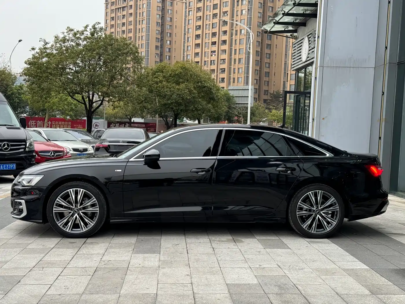 Audi A6L 2024 45 TFSI quattro Premium Dynamic фото 4