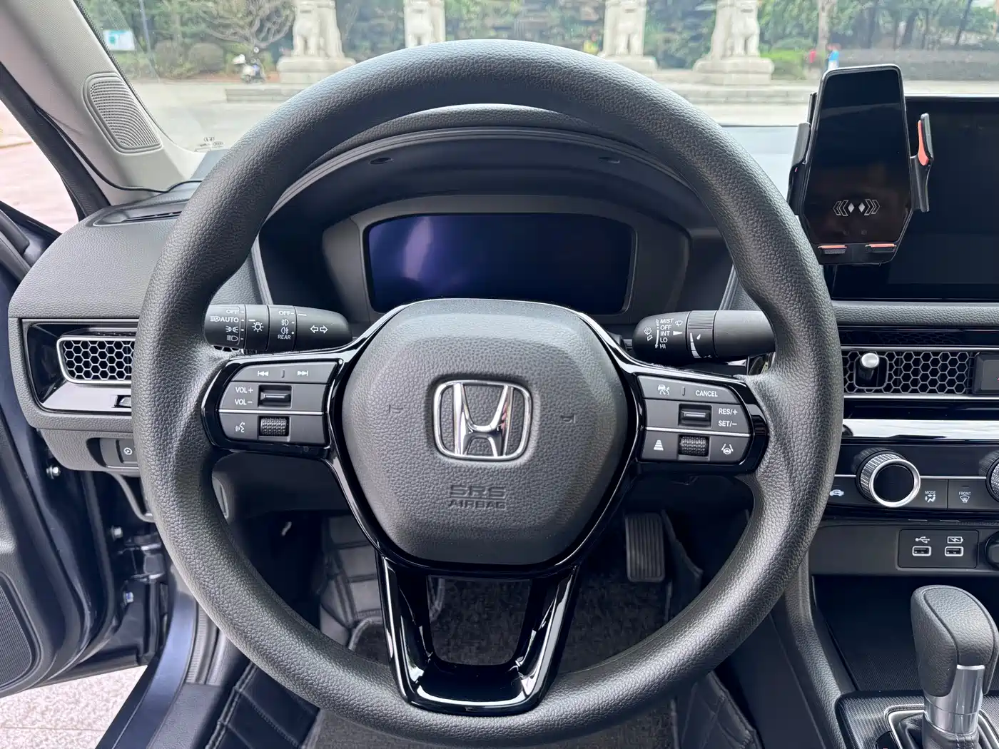 Фото 17 - Honda Civic