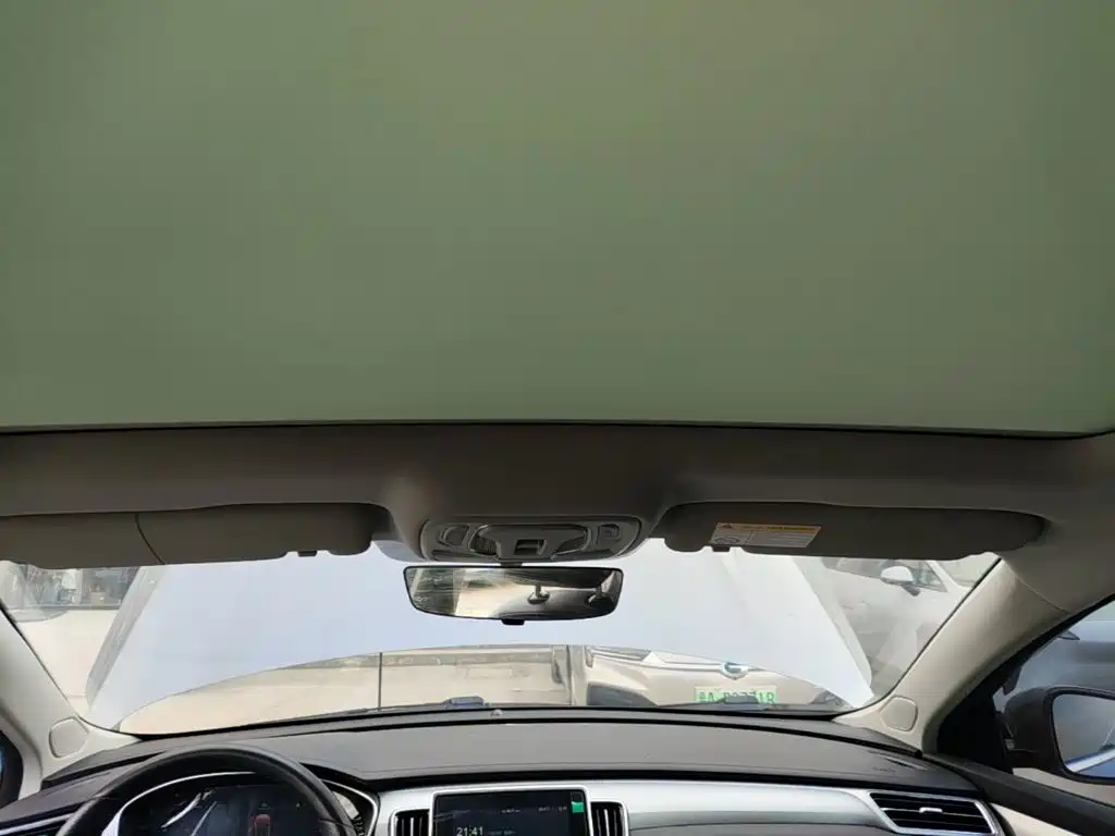 Roewe i6 MAX EV 2023 2022 EV 500 Sunroof Premium