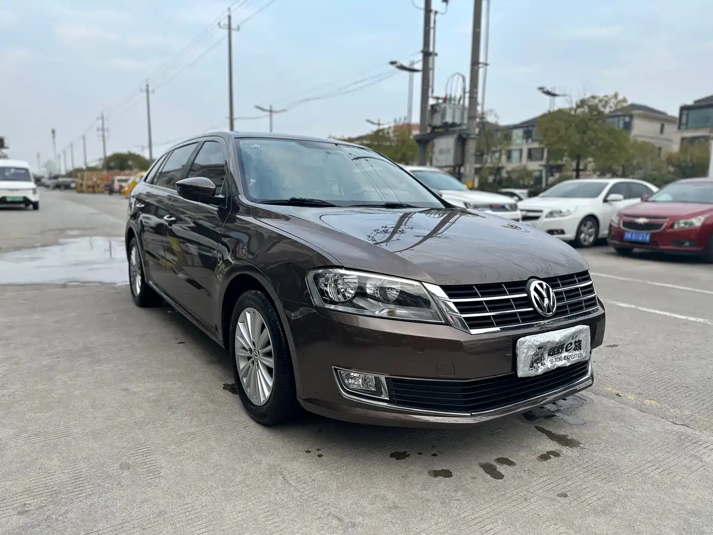Volkswagen Lavida Tour 2013 1.6L Automatic Comfort фото 3