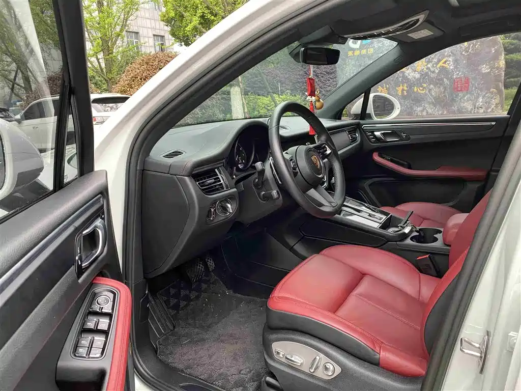 Porsche Macan 2022 Macan 2.0T фото 5