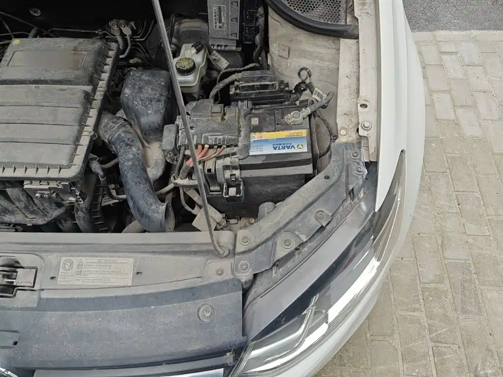 Volkswagen Polo 2014 1.6L Automatic 30th Anniversary Edition фото 21
