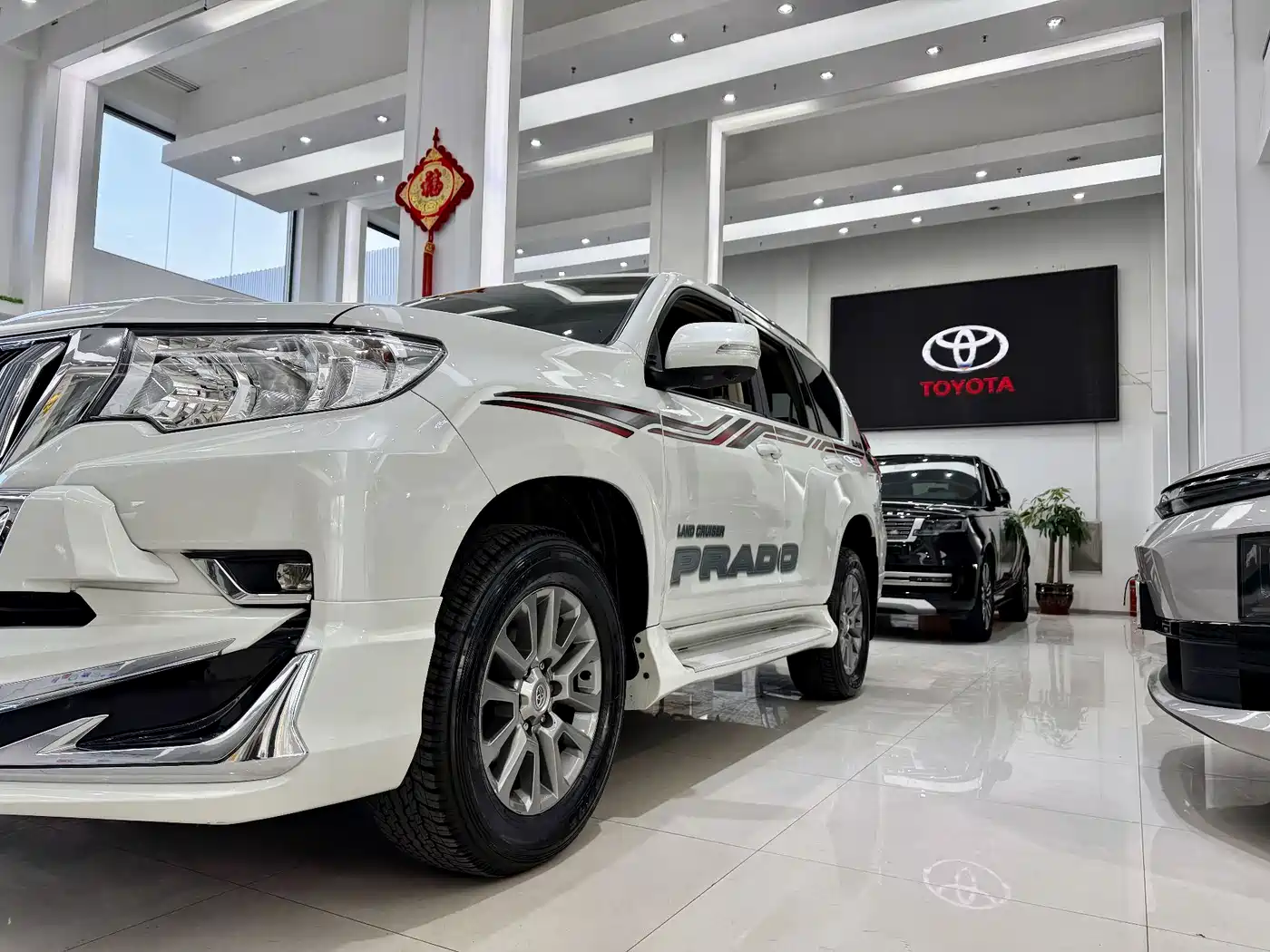 Toyota Prado 2018 3.5L Auto SX фото 7