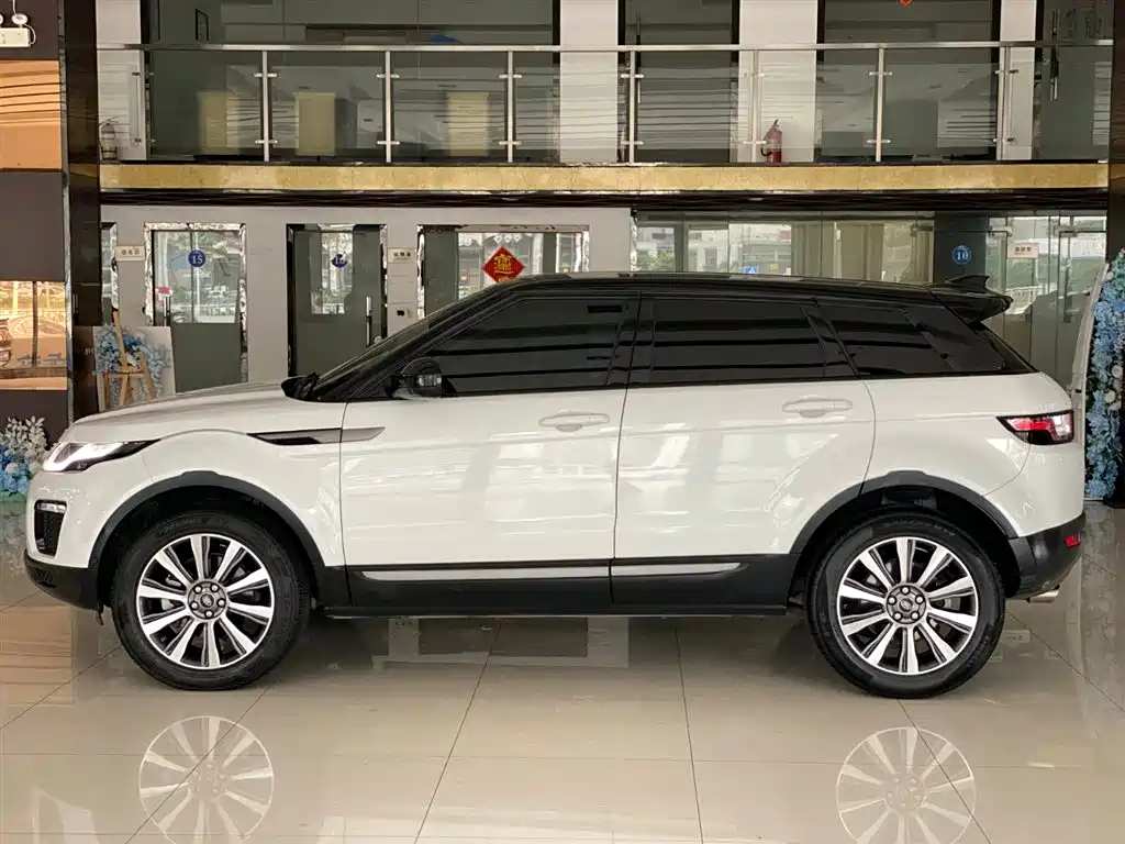 Land Rover Range Rover Evoque 2018 240PS PURE Trend фото 4