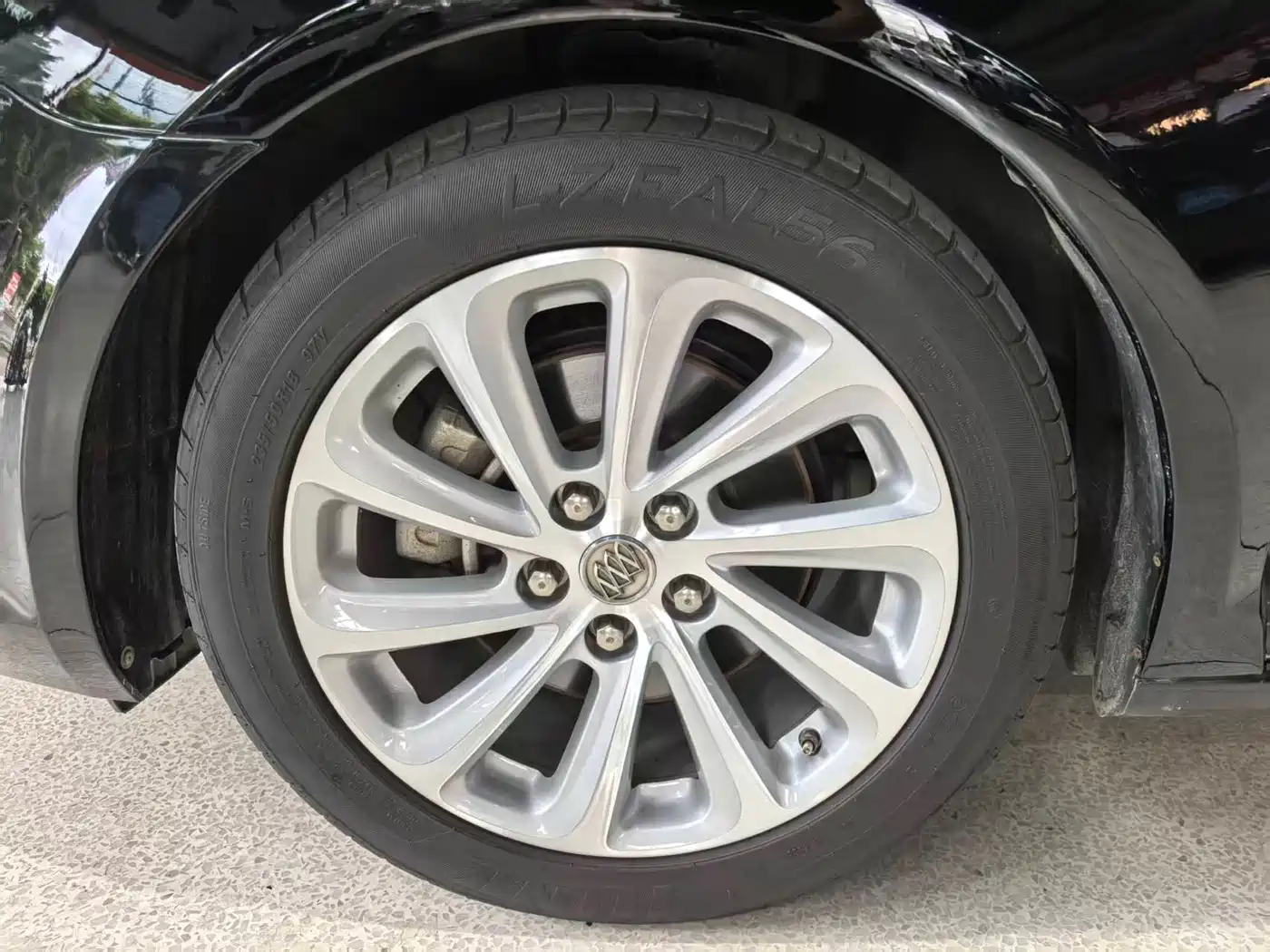 Фото 7 - Buick LaCrosse