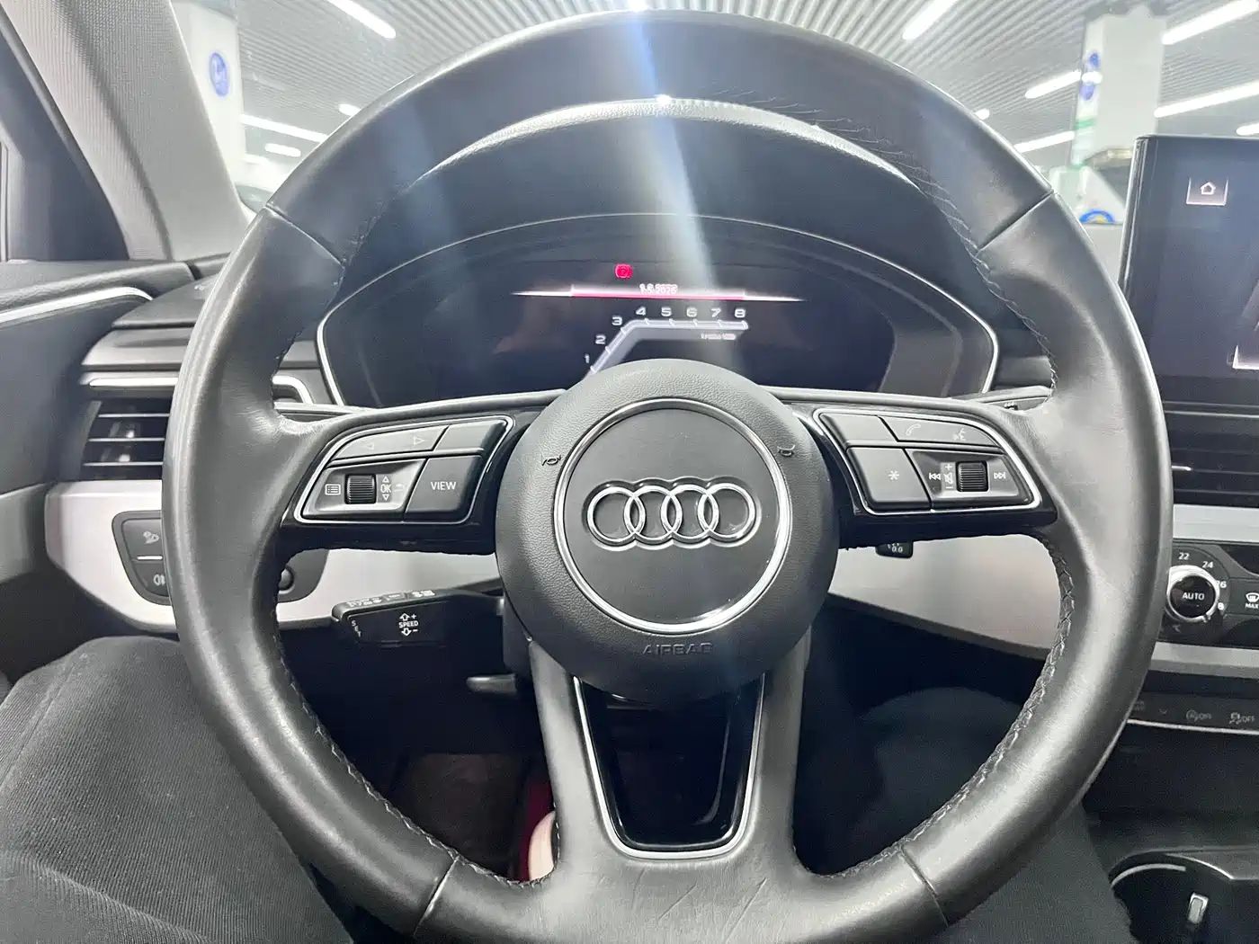Audi A4L 2023 40 TFSI Fashion Dynamic фото 5