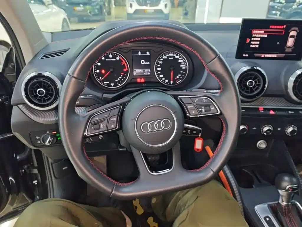 Audi Q2L 2024 2023 35TFSI Progressive Dynamic