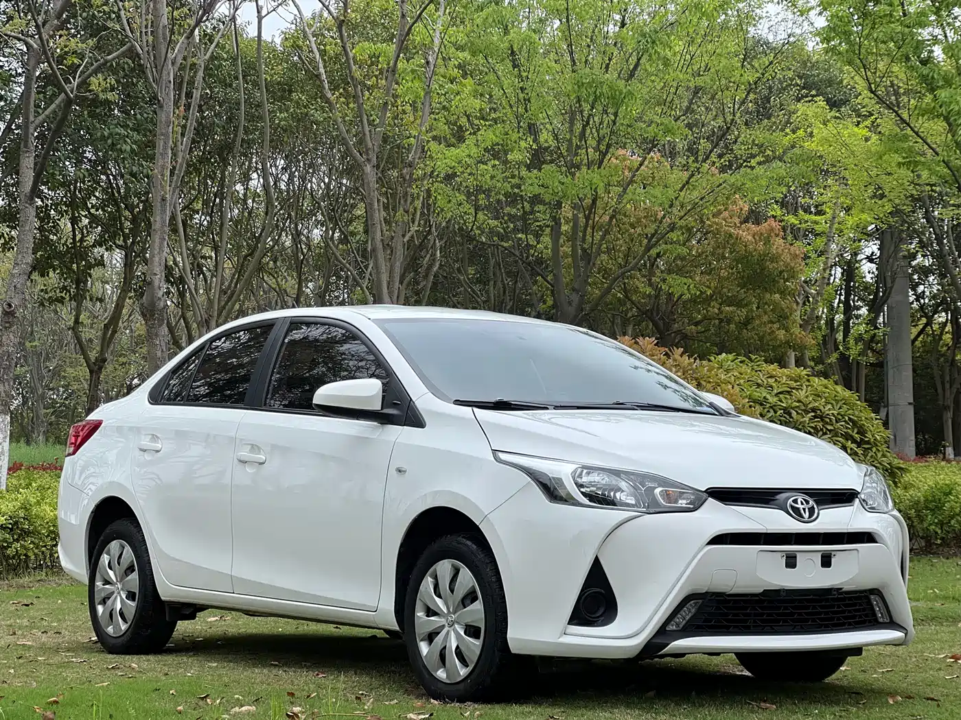 Toyota YARiS L Zhi Xiang 2019 1.5E CVT Charming China VI фото 3
