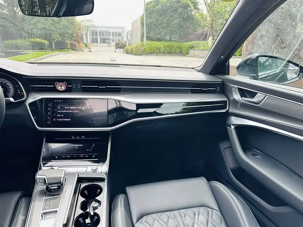 Audi A6L 2025 45 TFSI Premium Sport фото 14