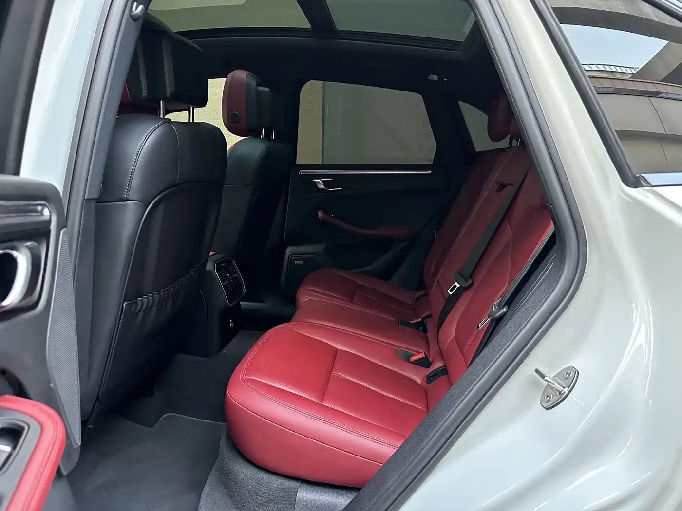 Фото 7 - Porsche Macan
