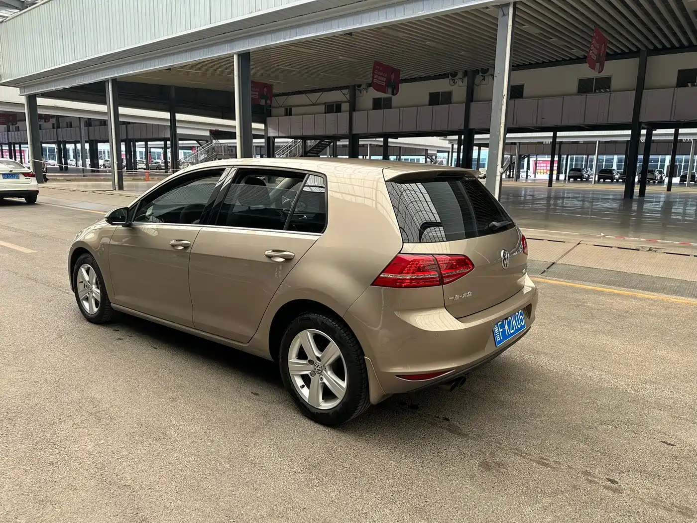 Фото 7 - Volkswagen Golf