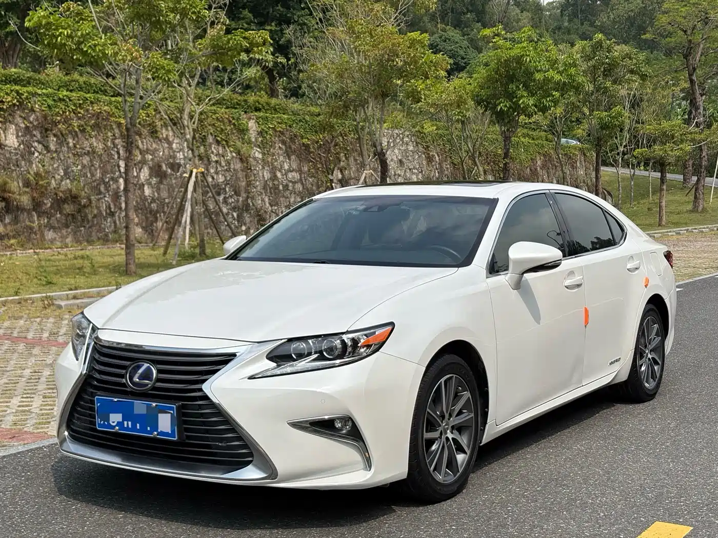 Lexus ES 2015 — пригон из Китая