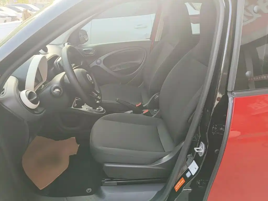 smart forfour 2018 2018 1.0L 52kW Agile Edition