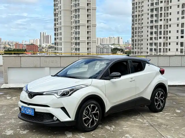  Toyota Toyota C-HR 2020 Model 2.0L Leading