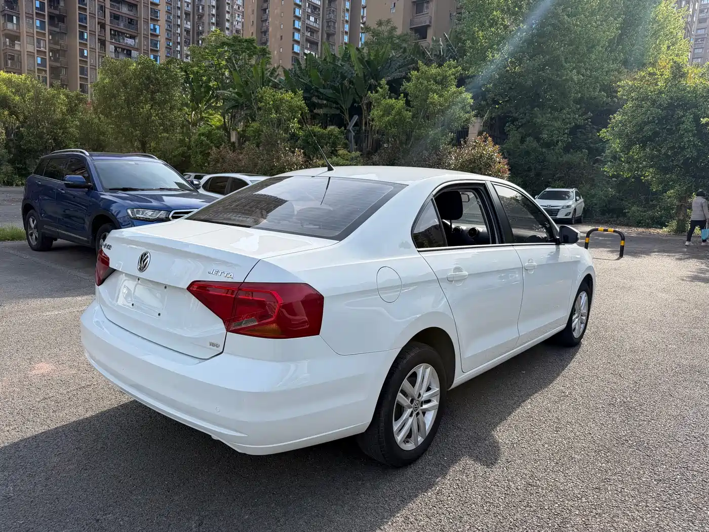 Volkswagen Jetta 2017 1.5L Automatic Fashion фото 13