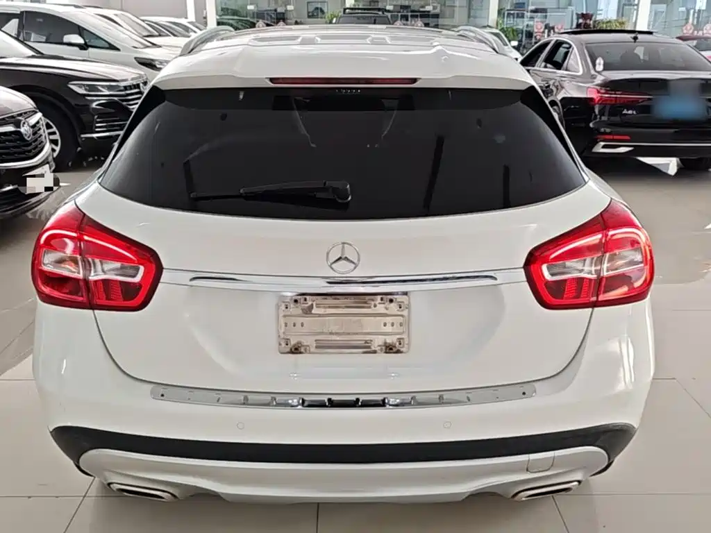 Mercedes-Benz GLA 2015 2015 GLA 200 Dynamic