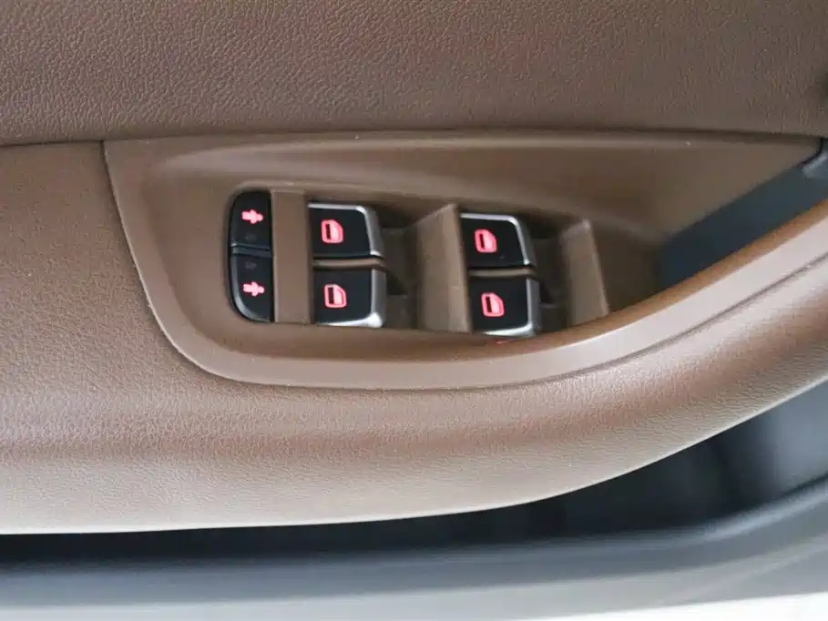 Audi A6L 2016 30 FSI Technology фото 13