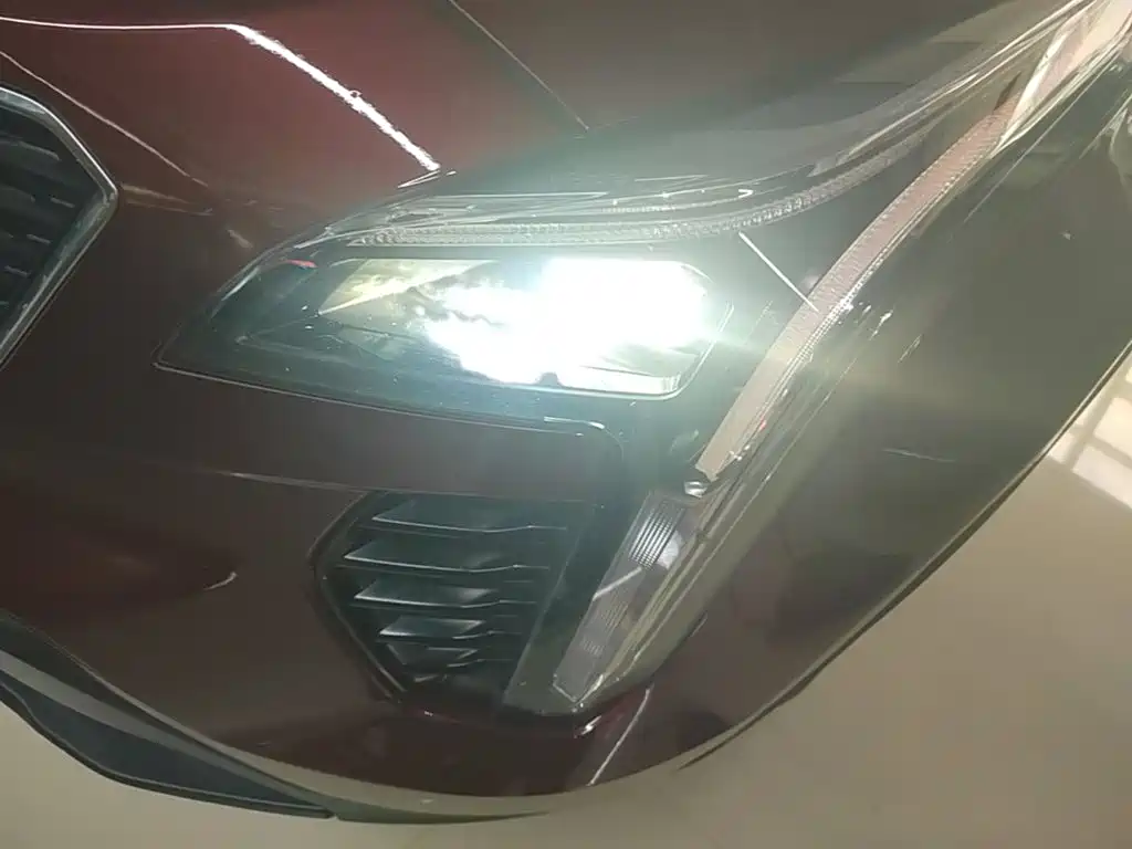 Cadillac XT4 2019 2018 Model 28T 2WD Technology