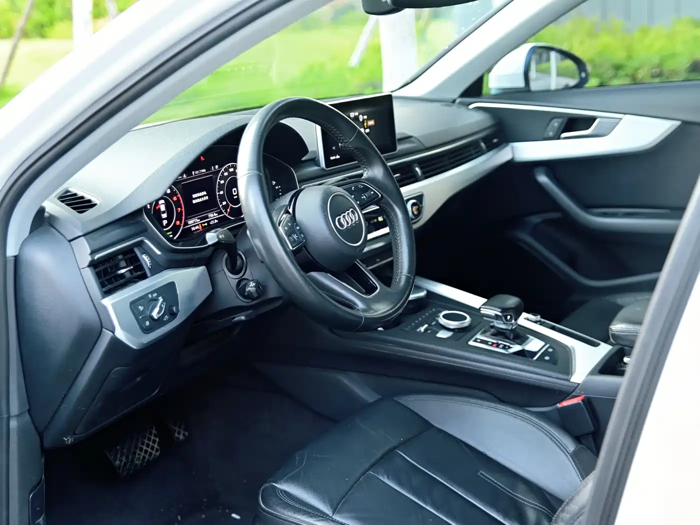 Audi A4L 2018 30th Anniversary 40 TFSI Fashion фото 13