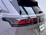 Photo 11 - Volkswagen Teramont