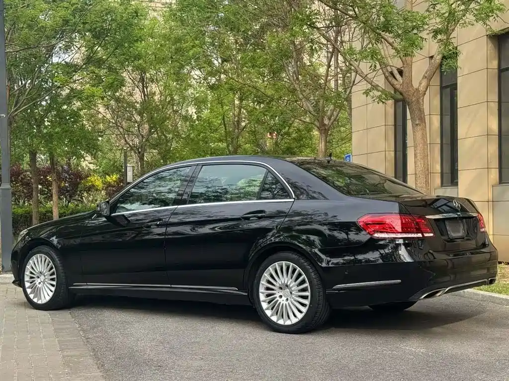 Mercedes-Benz E-Class 2015 Facelift E 200 L фото 4